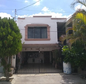 CASA EN VENTA  COL SCALLY